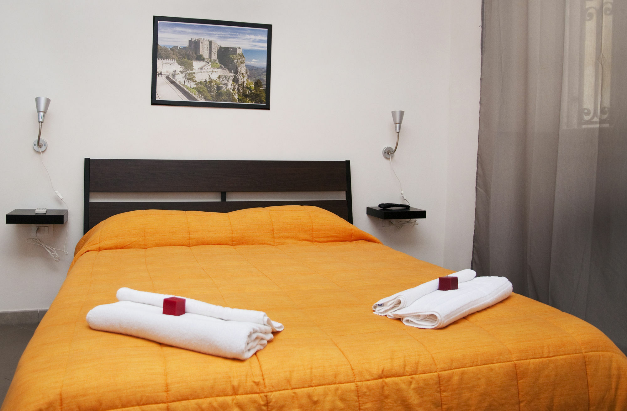 Trapani Tourism Apartments ภายนอก รูปภาพ